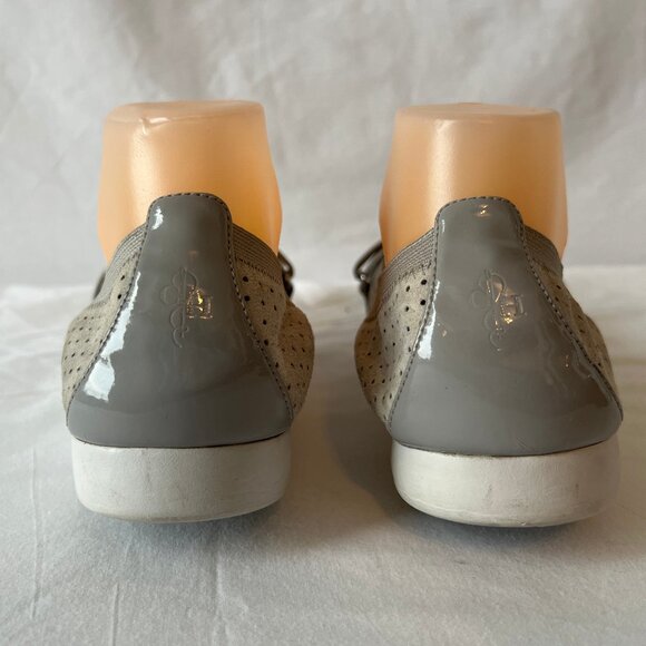 Cole Haan Mary Jane Grey Ballet Stretch Flats,  Size 9 Excellent Condition! - Picture 6 of 10